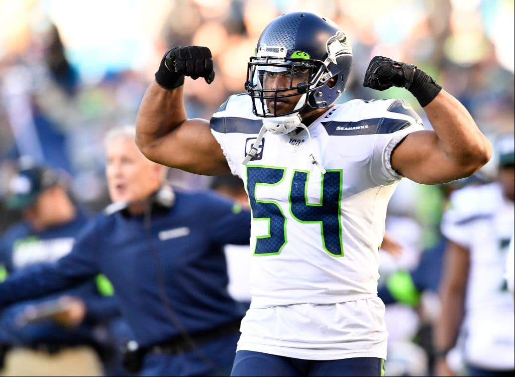 De inside linebacker está Bobby Wagner de Seattle Seahawks.