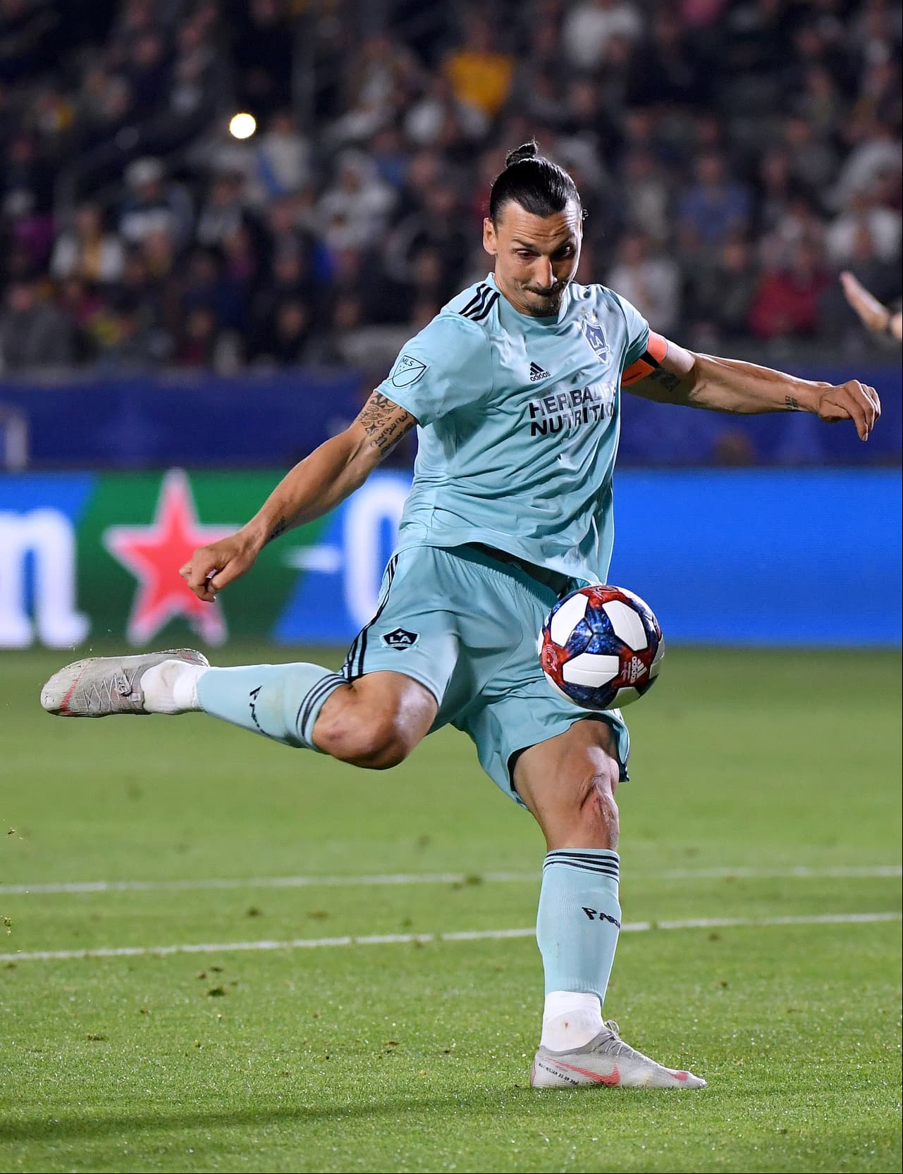 “No conozco ningún jugador de la liga sa, pero todos ellos saben quién soy yo”, durante su etapa en el fútbol francés.