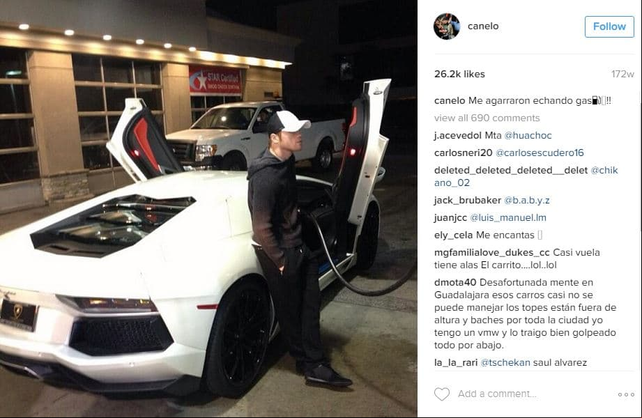Cuentan que el auto predilecto de "Canelo" es un 
<b><a href="https://tudn.sitiodesbloquea.com/_next/image?url=https://st1.uvnimg.com/05/89/b2fb177b426e8a4a5412ceb76ba4/canelo-lambo.JPG&w=1280&q=75 1280w