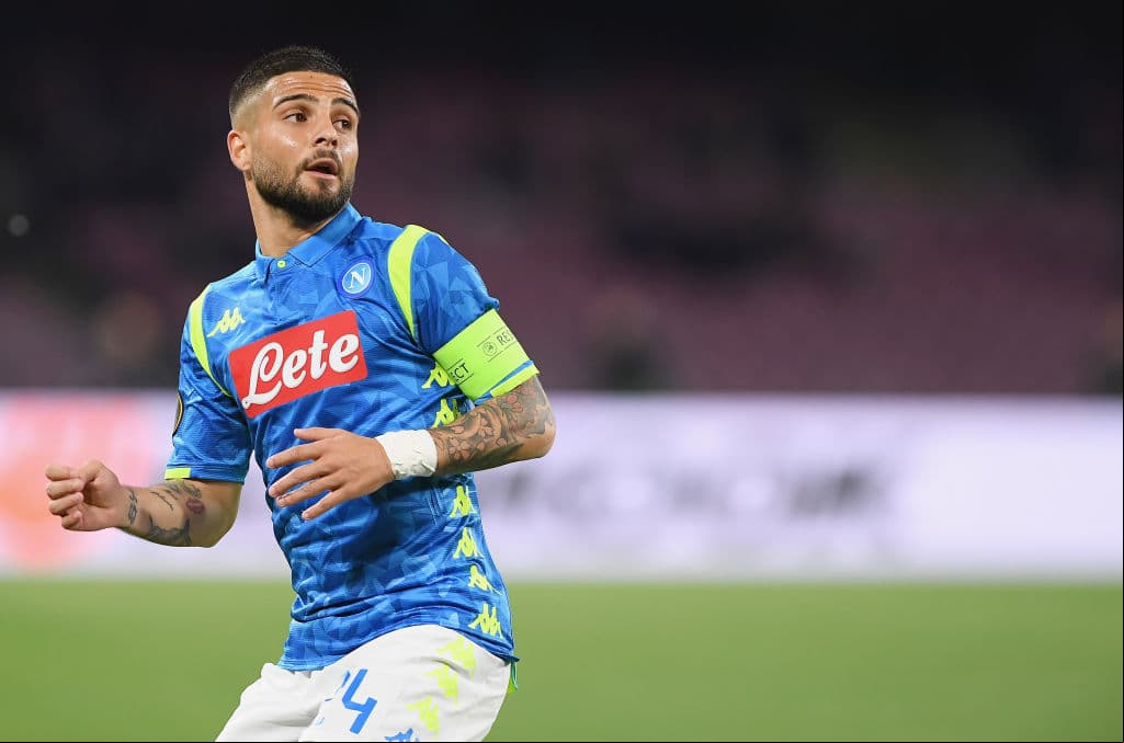 El Napoli le renovaría el contrato al mediocampista Lorenzo Insigne con aumento salarial para evitar que se marche al Atlético de Madrid.