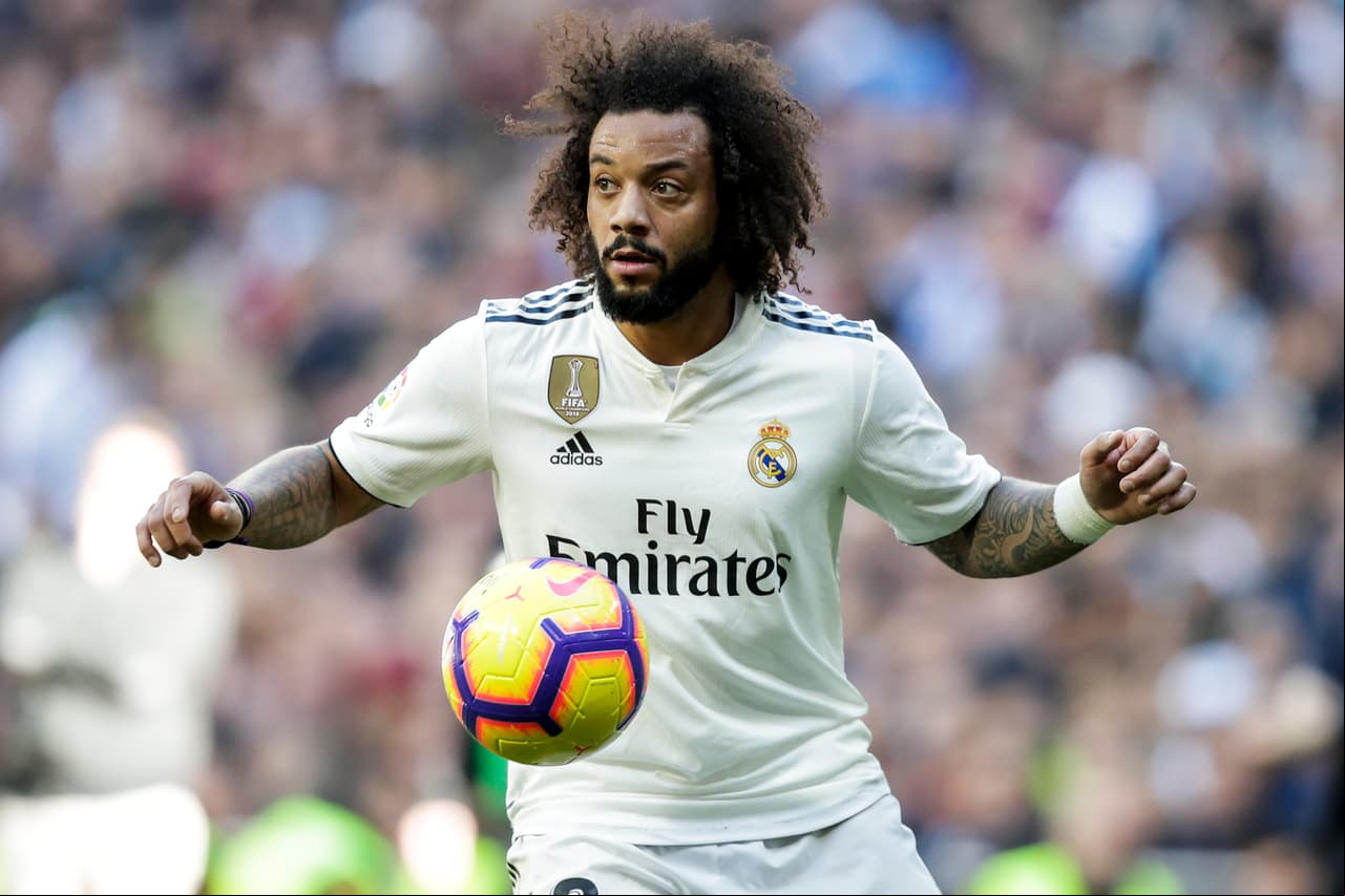 Mientras que en la banda izquierda el brasileño Marcelo ocuparía el lugar en vez de Reguilón, de lo mejor en el juego de Copa.
