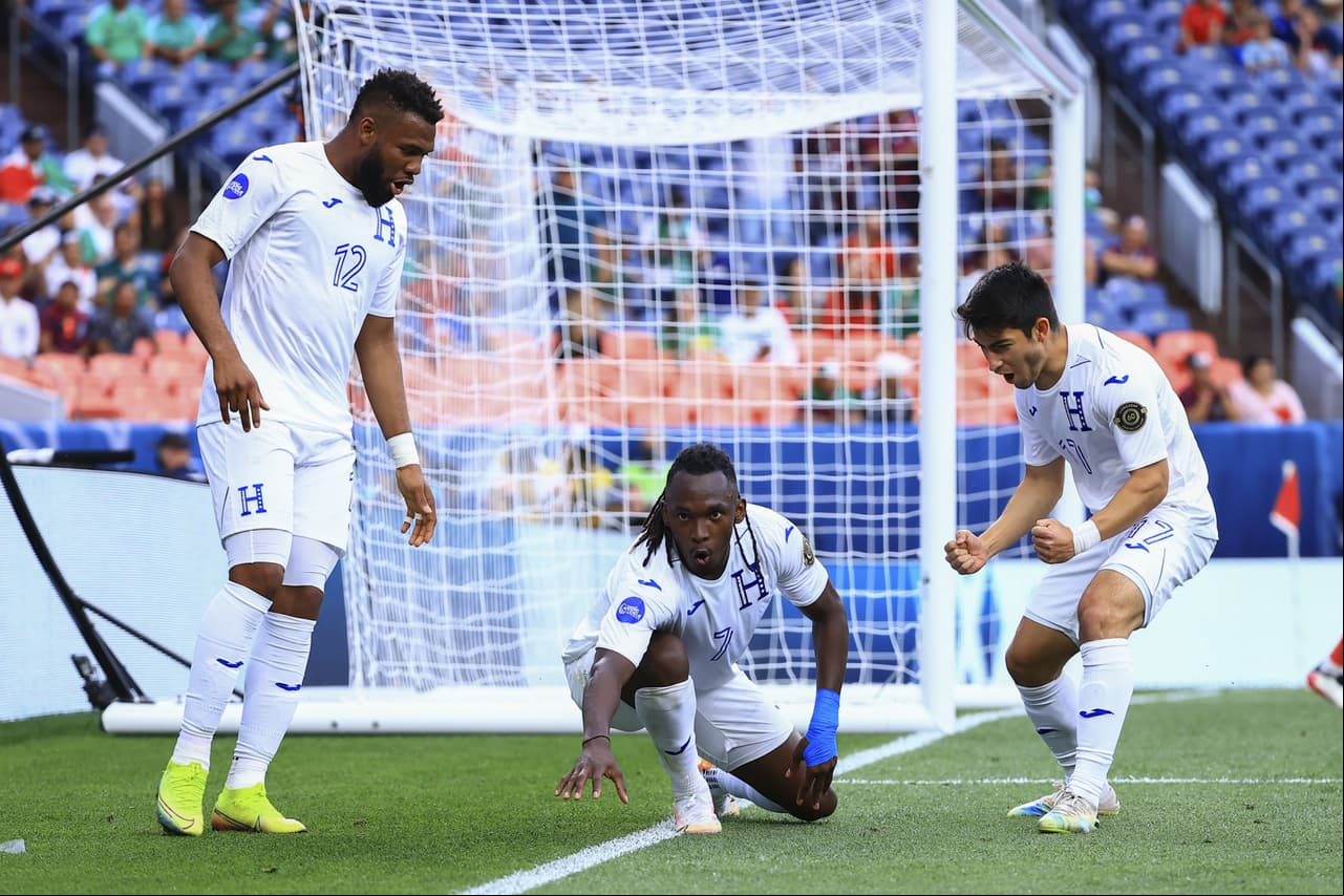 Honduras vino de atrás para derrotar en tanda de penaltis a Costa Rica y quedarse con el tercer lugar en la Nations League.