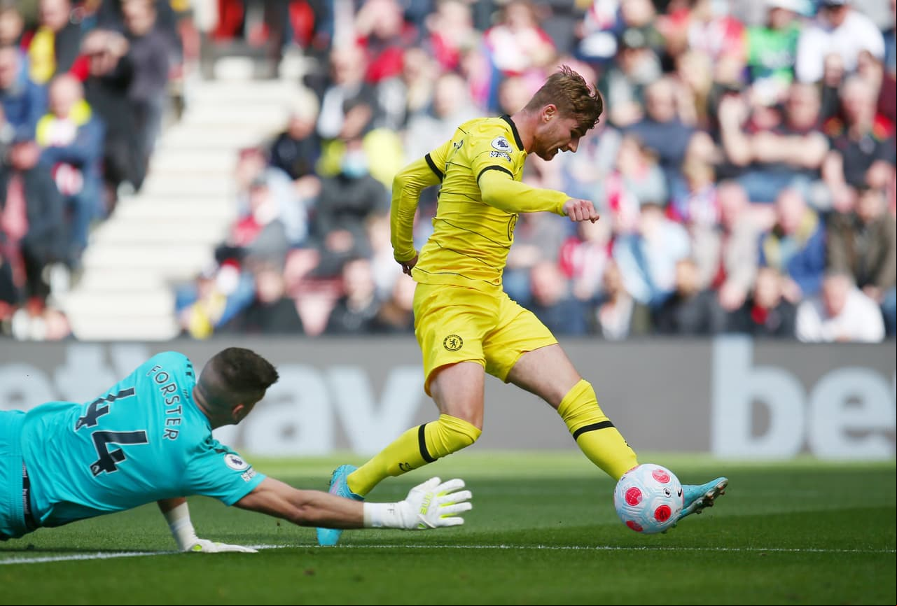 Chelsea aplastó 0-6 al Southampton.