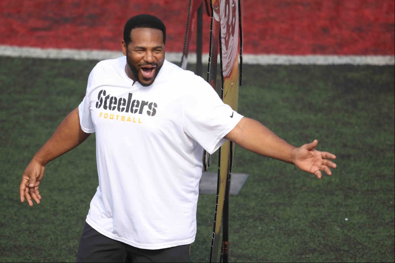 Jóvenes y niños acudieron a las clínicas impartidas por leyendas de los Steelers en México. Checa las mejores tomas.