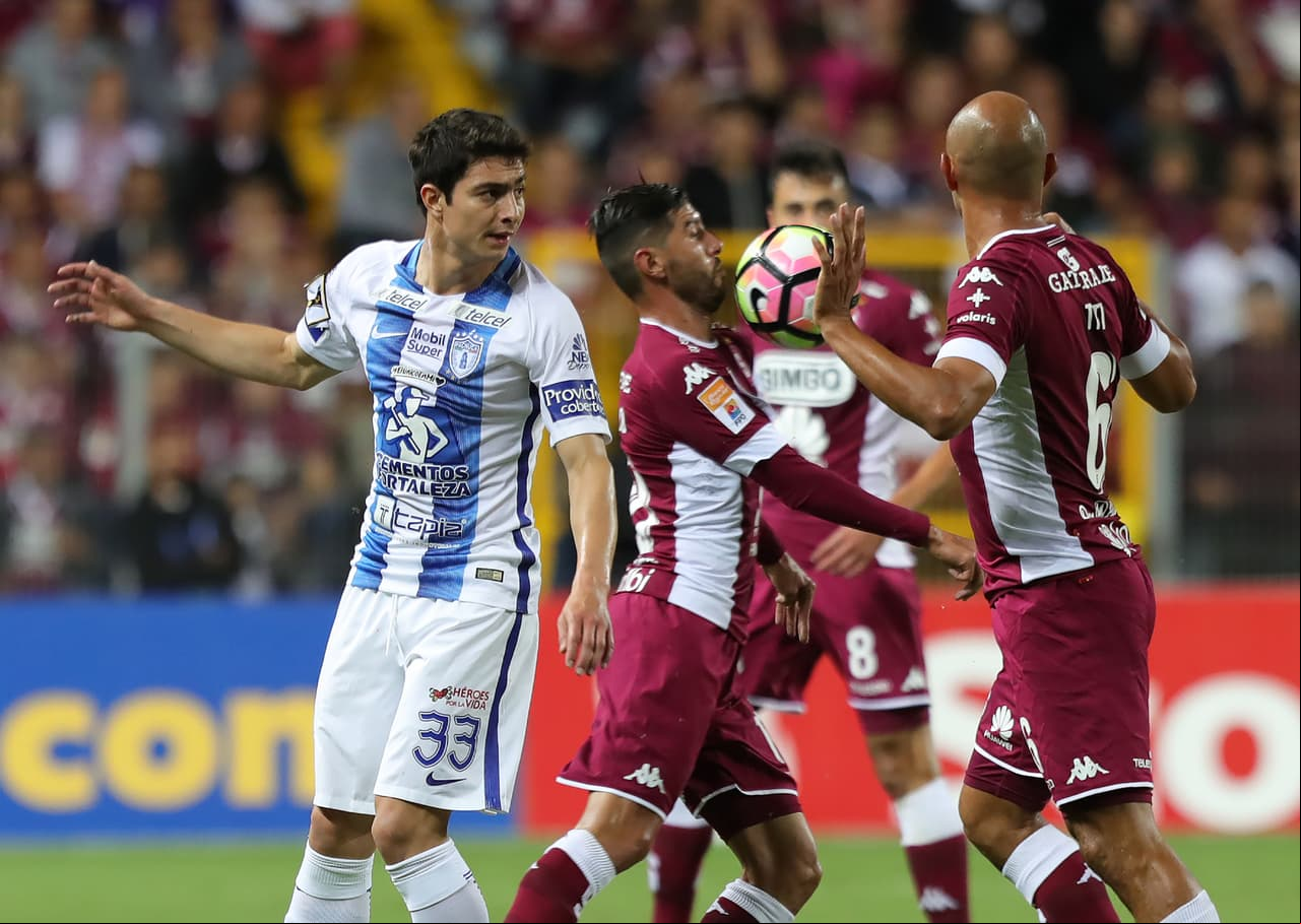 Stefan Medina, regresa a Monterrey tras préstamo en Pachuca.