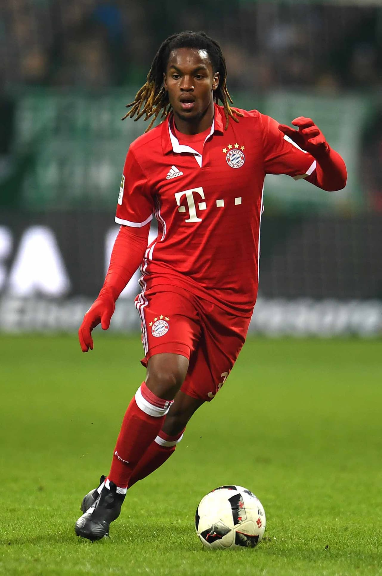 3. Renato Sánchez (19 años) - Mediocampista - Bayern Múnich