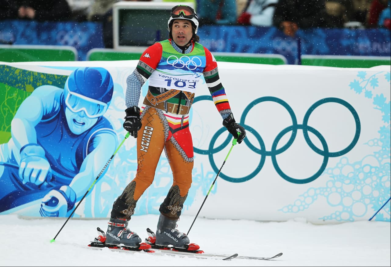 Con el puesto 45 en esquí alpino y el lugar 78 en eslalom gigante, el curioso uniforme de Von Hohenlohe fue los más llamativo en la competencia.