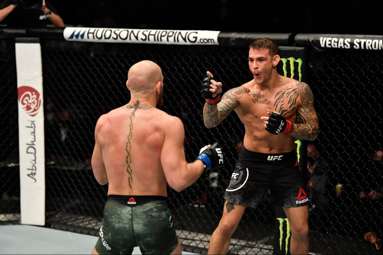 En combate de peso ligero, Conor McGregor cayó a la lona a la mitad del segundo asalto. Dustin Poirier venció al irlandés por TKO.