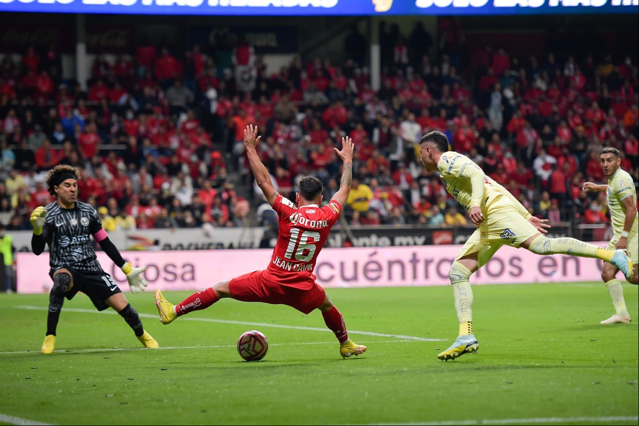 América contará con plantel completo para la vuelta ante Toluca