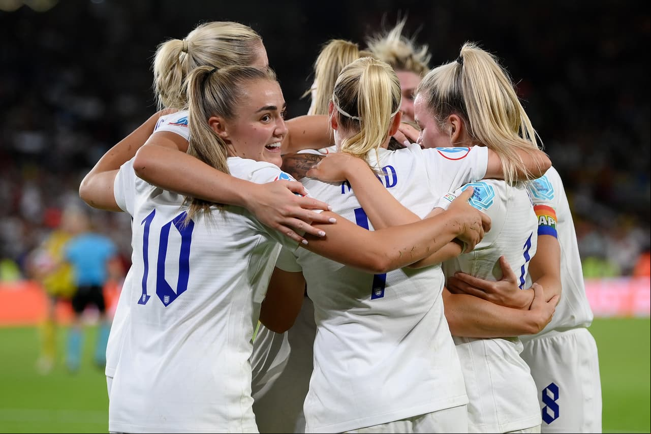 La selección de Inglaterra se clasificó a la final de la Euro 2022 tras vencer a Suecia.
<br>