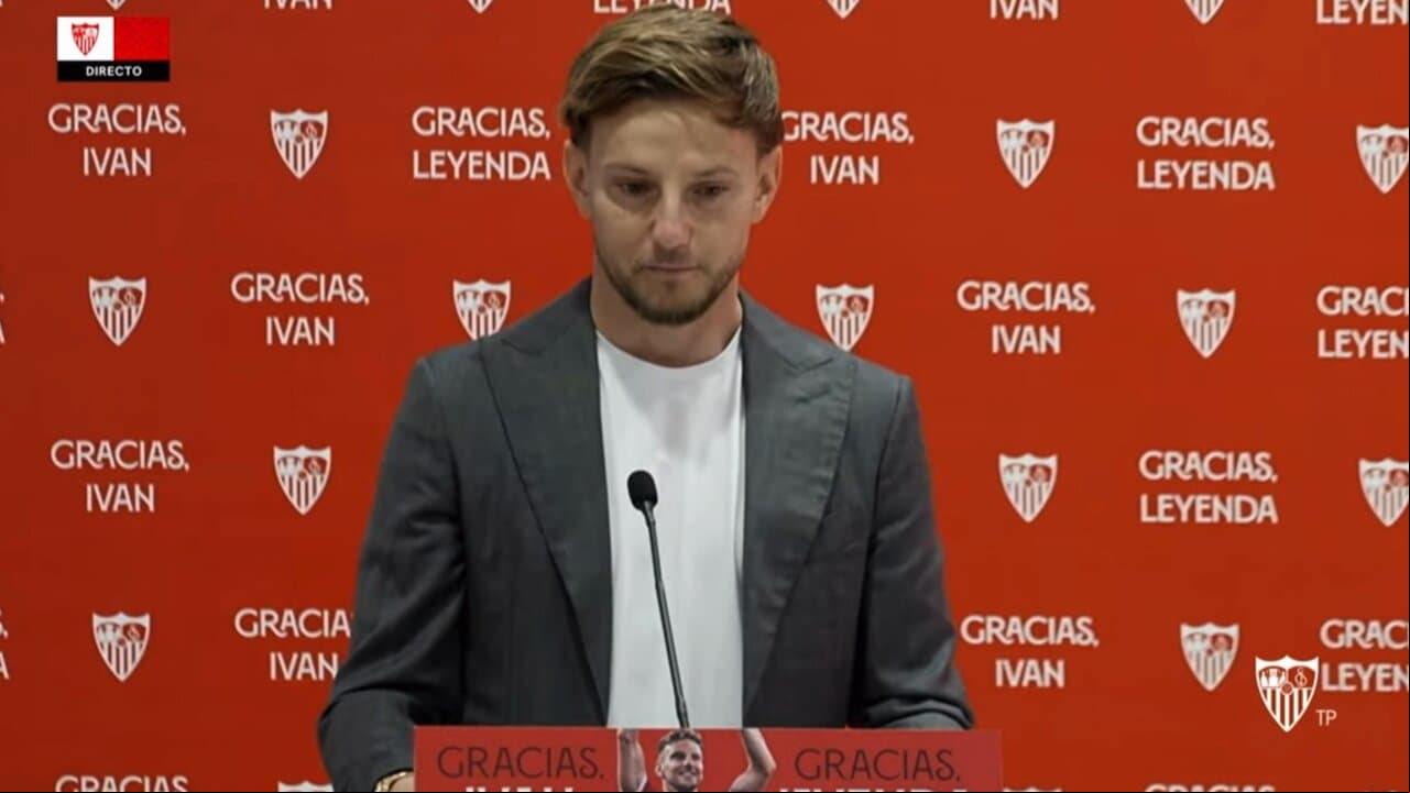 Ivan Rakitic hizo oficial este martes su salida del Sevilla