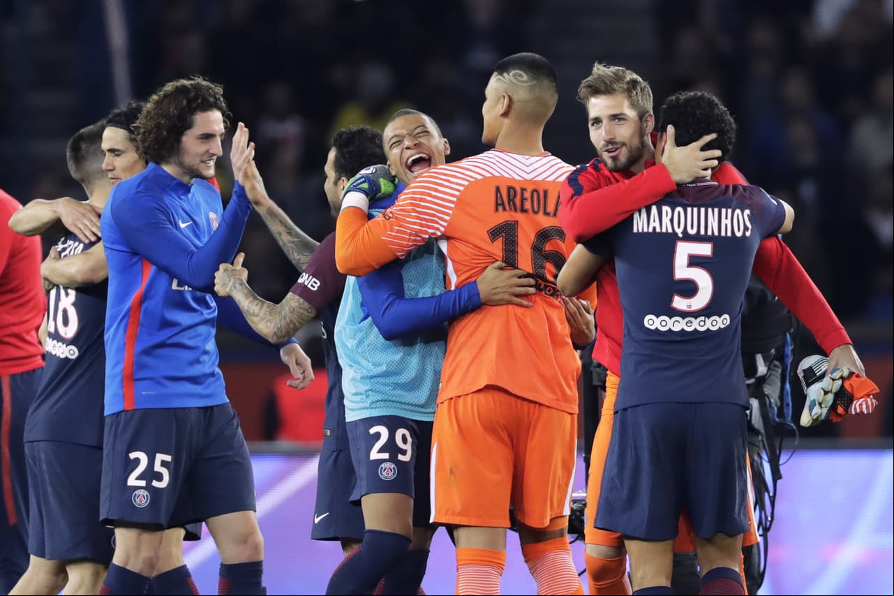 PSG añadió este título a los logrados en 1985-86, 1993-94, 2012-13, 2013-14, 2014-15, 2015-16. Siete trofeos, cinco en los últimos seis años, que plasman el absolutismo del club parisino en Francia.