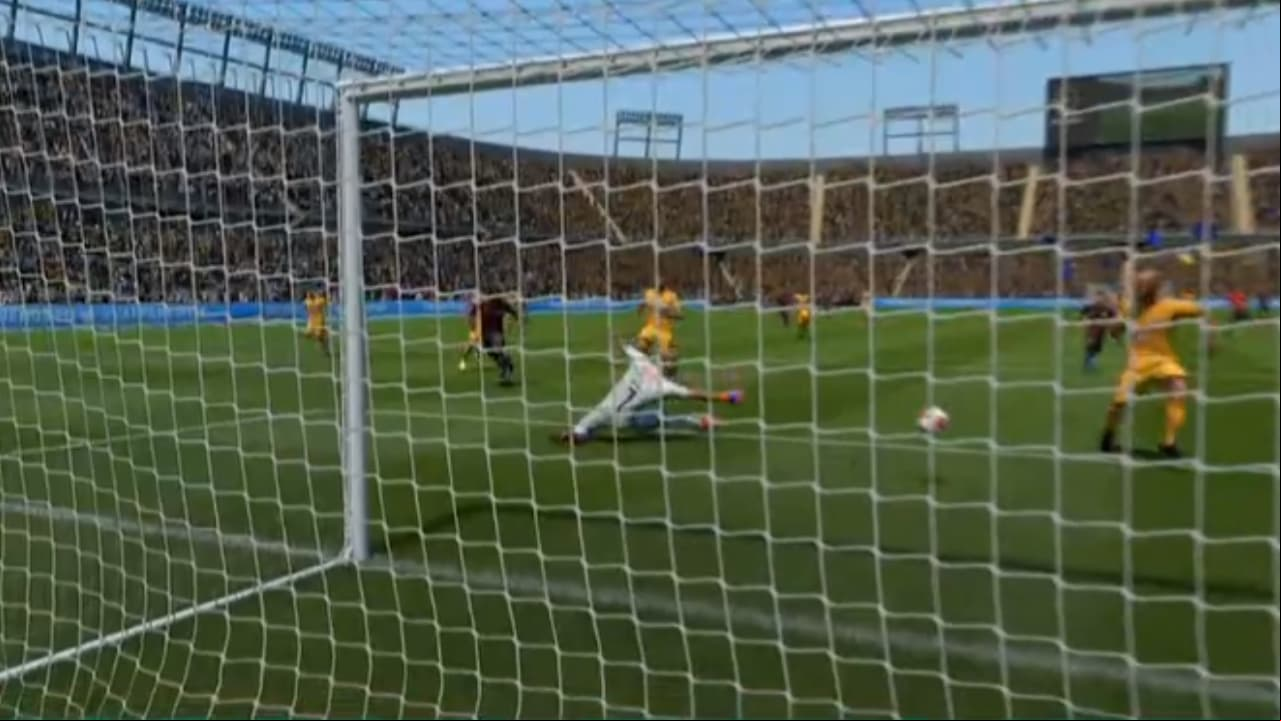 Luciano Acosta, el representante de Atlas, hizo lo que quiso con Francisco Venegas que no mostró habilidad en el futbol virtual.