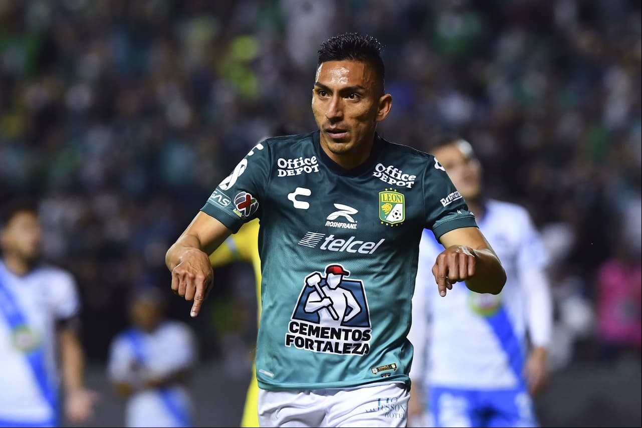El León, de la mano de Ángel Mena, vuela a Semifinales.