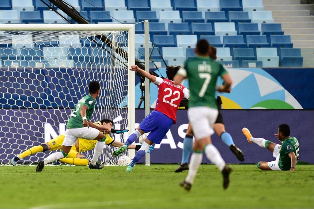 Ben Brereton anota el único tanto del partido y le da la victoria a 1-0 a Chile sobre Bolivia en la jornada dos de la Copa América 2021.