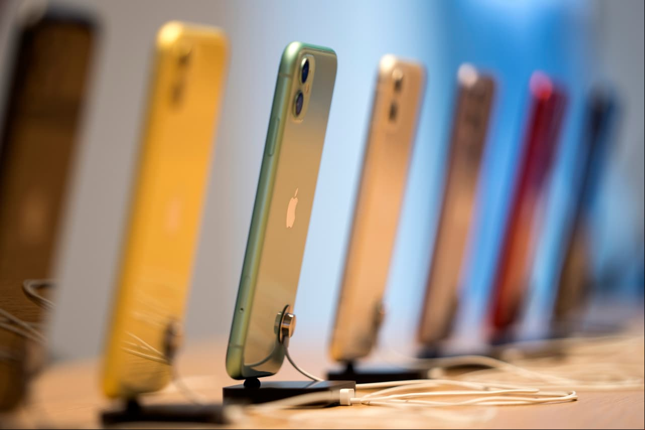 3,800 iPhone 11 Pro