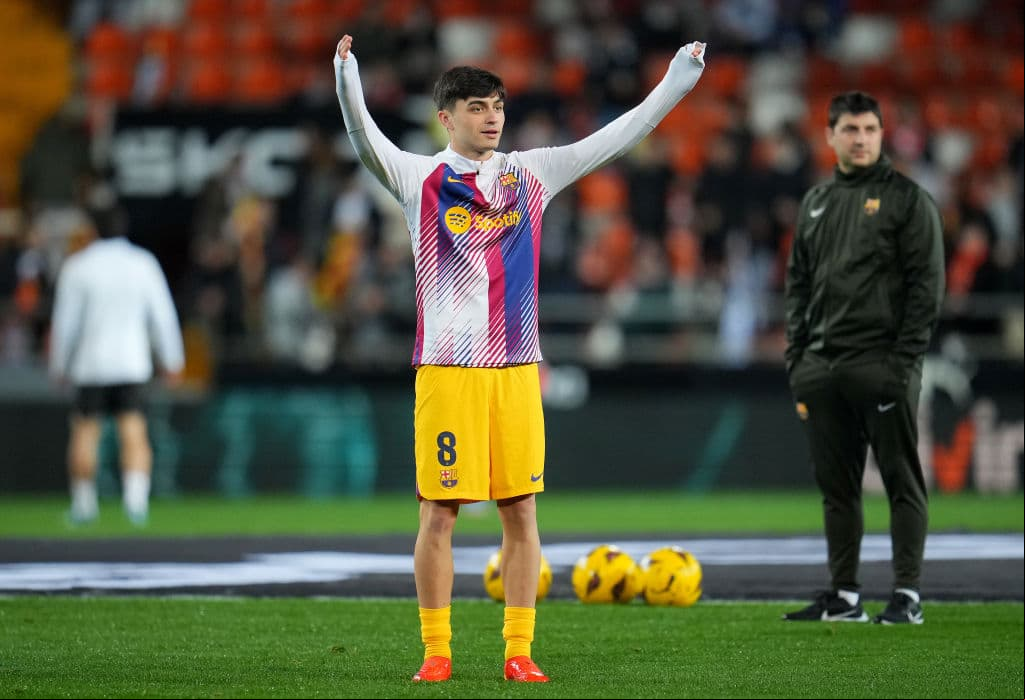 Pedri será baja ante Almería y América por una lesión
