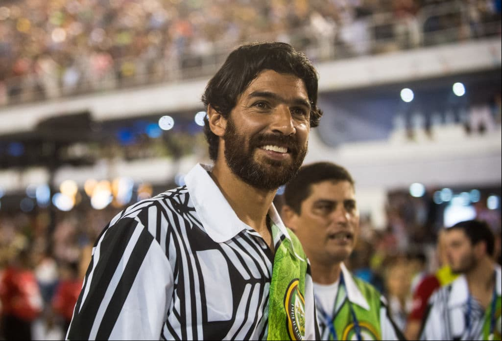 Sebastián Abreu jugará en su equipo 24 y está a un paso del récord Guinness