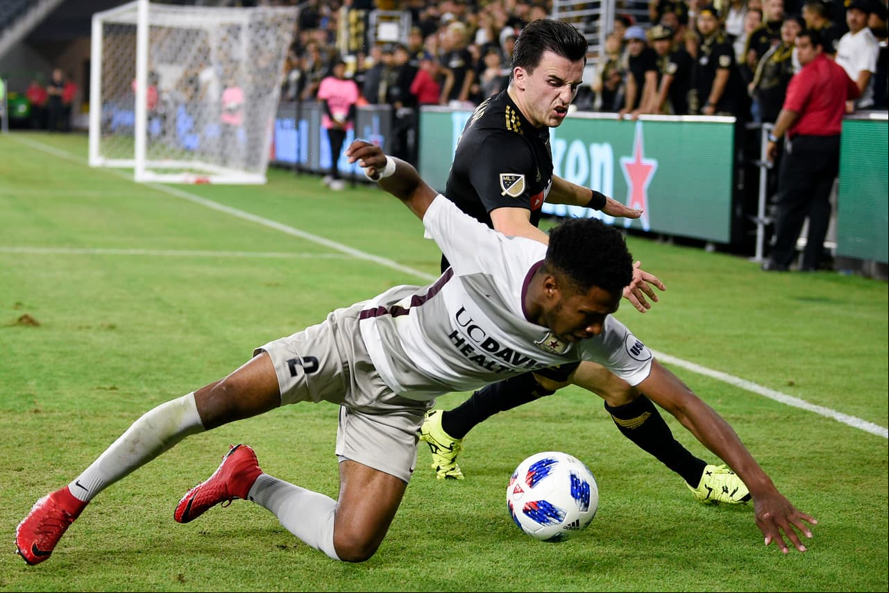 Copa Abierta: LAFC evita el desatre, Orlando necesita los penales para pasar a cuartos