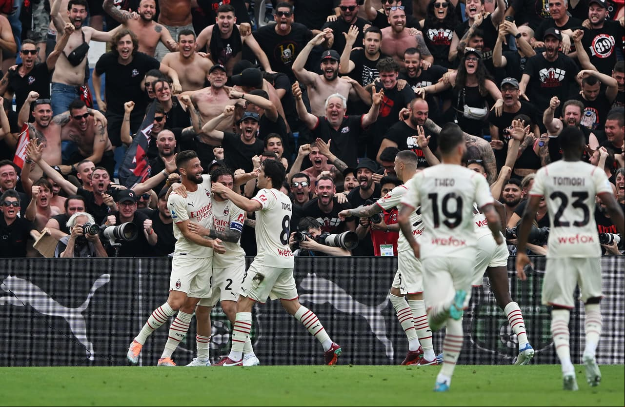 Milan se llevó los tres puntos ante Sassulo y con ello le arrebataron el Scudetto al Inter.