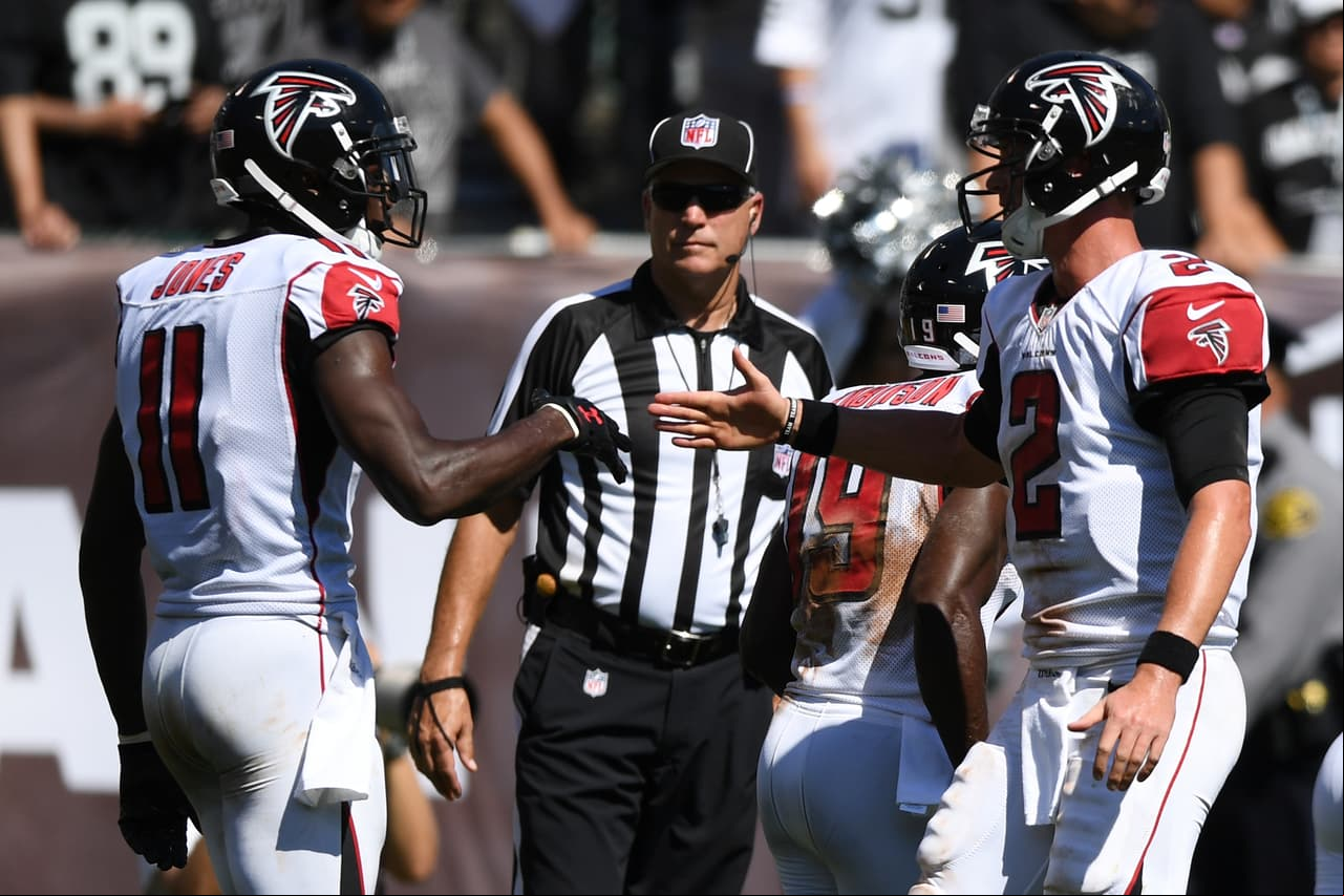 Los Falcons empezaron el año con un sorprendente descalabro en casa ante Tampa Bay para luego acumular cuatro victorias al hilo ante rivales que en el papel se veían mucho más fuertes. Atlanta ganó en Oakland y New Orleans, luego arrolló a Carolina de local y viajó a Denver para imponerse a los campeones y alcanzar marca de 4-1.