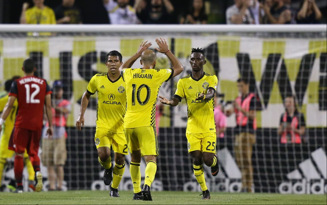 Toronto FC goleaba pero terminó empatando 3-3 ante el Columbus Crew
