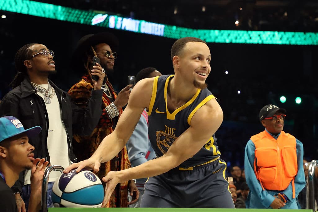 Stephen Curry de los Golden State Warriors había ganado la Primera Ronda con 27 puntos.
