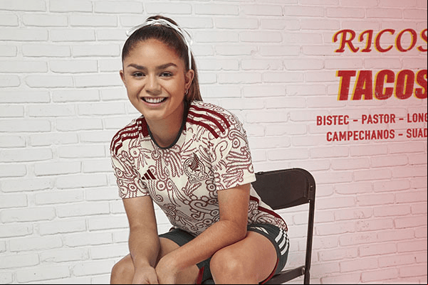 Este diseño que conjunta la tecnología con la historia de México en su cultura con tintes prehispánicos para la playera de visitante de México para el Mundial Qatar 2022 luce espectacular.