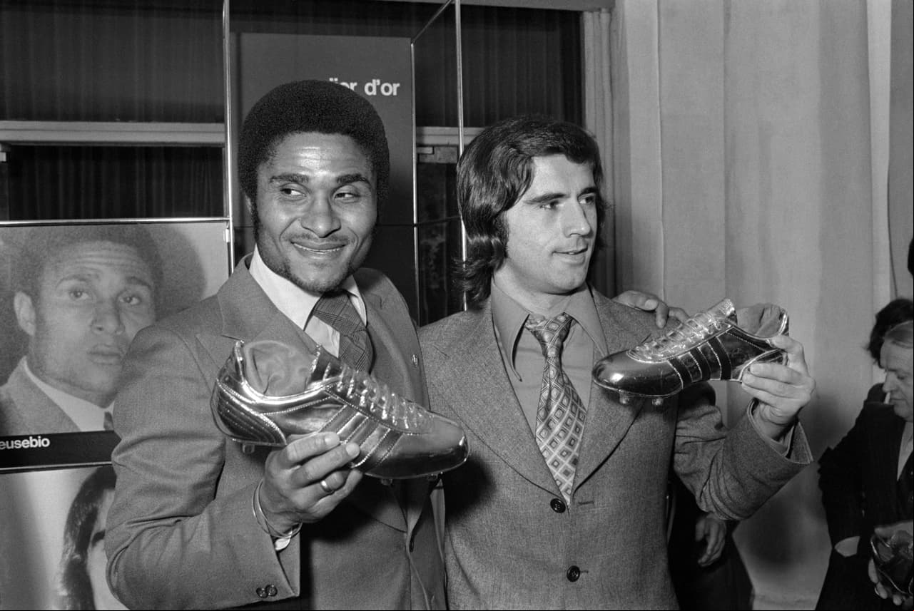 Müller compitió con varios goleadores de la época (como el portugués Eusebio), pero su apogeo con su club fue de 1972 a 1976, cuando se coronó varias veces a nivel continental y en la Bundesliga.