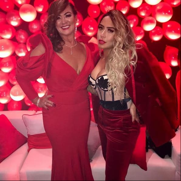 Nadine Santos, madre de Neymar, y Rafaella, su hermana.