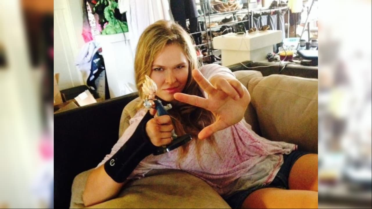 Rousey también afirmó que, para ella, Goku es un ‘santurrón’ y que no podría pasar más de dos semanas con él.