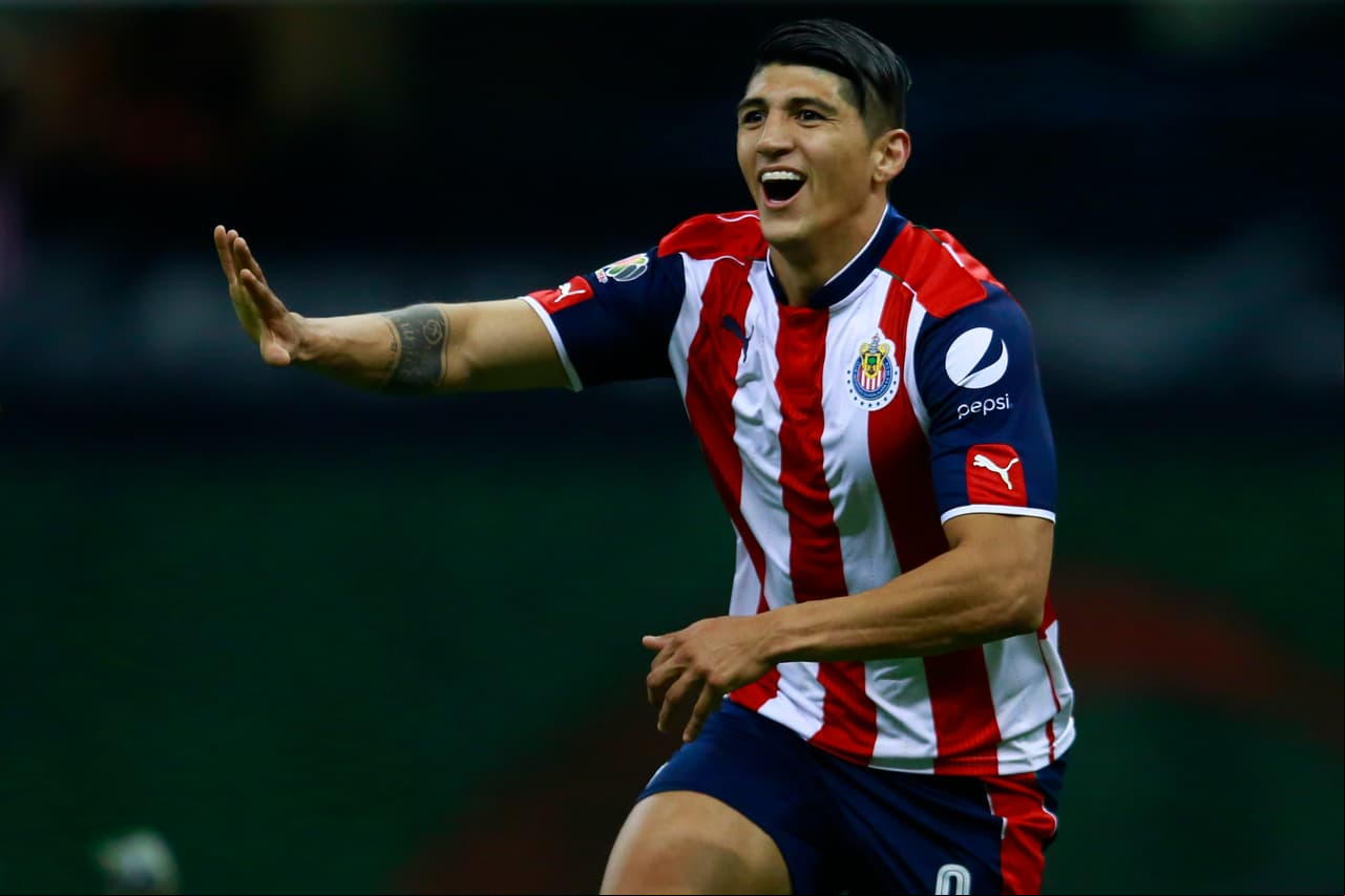 El merecido premio llegaría al minuto 70 con el gol de Alan Pulido, el goleador que sigue en racha con el 'Rebaño Sagrado'. El atacante definió con acrobacia incluida para empatar el juego.