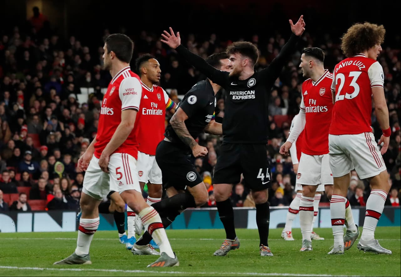 Arsenal sigue con la mala racha y ahora, con Fredrik Ljungberg al mando sigue la racha perdedora y ya llevan dos meses y medio sin una victoria, mientras que Brighton se lleva su primer victoria después de dos derrotas consecutivas.
