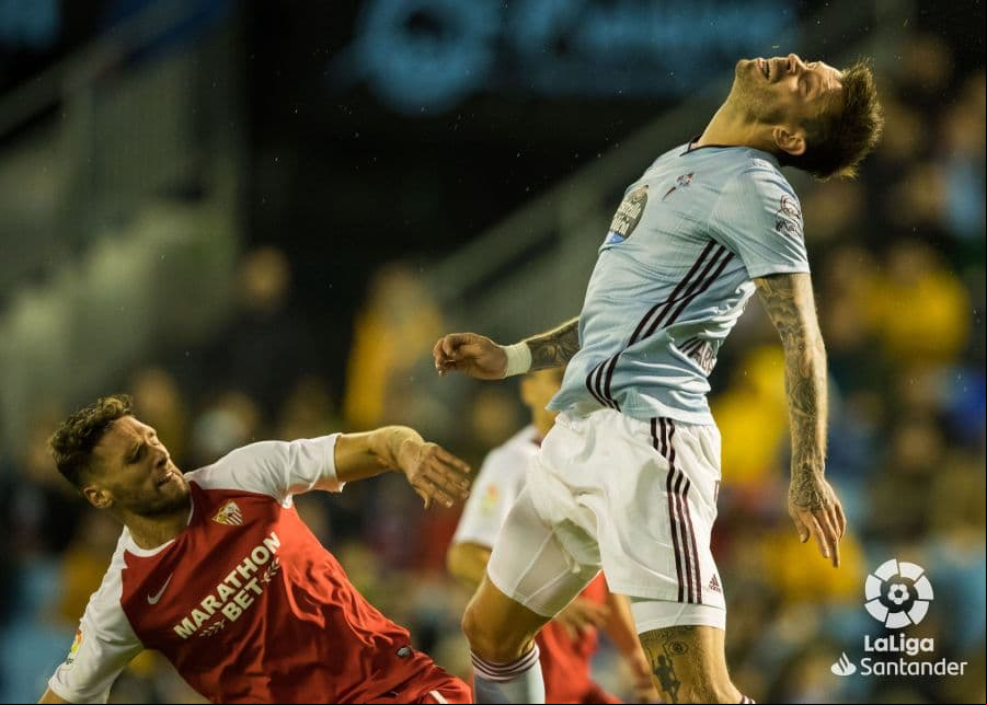 El Celta de Vigo vino de atrás para sacar los tres puntos sobre el Sevilla que fue al frente muy pronto pero terminó cayendo 2-1 con goles de Aspas y Sisto.