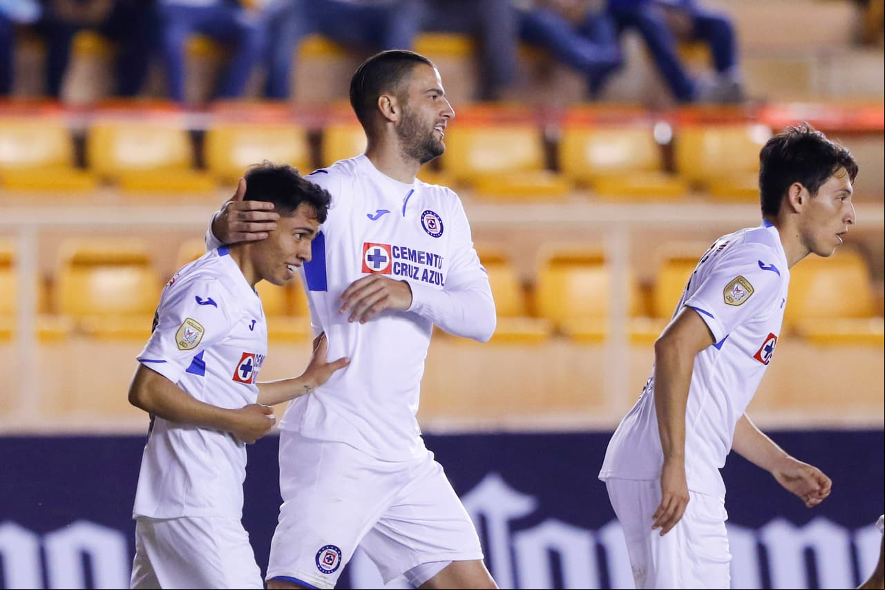 Misael Rodríguez, escurridizo y rápido como es, aprovechó esas cualidades para darle a los 49 minutos el empate a La Maquina con largo trecho por recorrer en el partido.