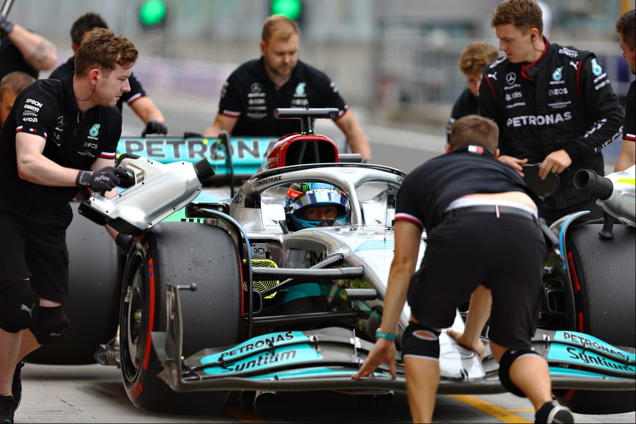 George Russel arrebató de último momento la pole position en el GP de Hungría a Carlos Sainz; el mexicano Checo Pérez tuvo un mal resultado y saldrá en el lugar 11.