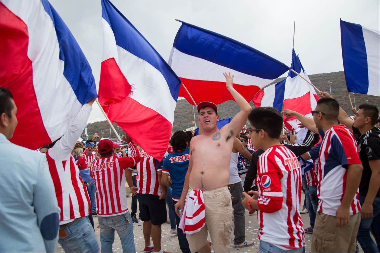El colorido de la afición en la Jornada 14