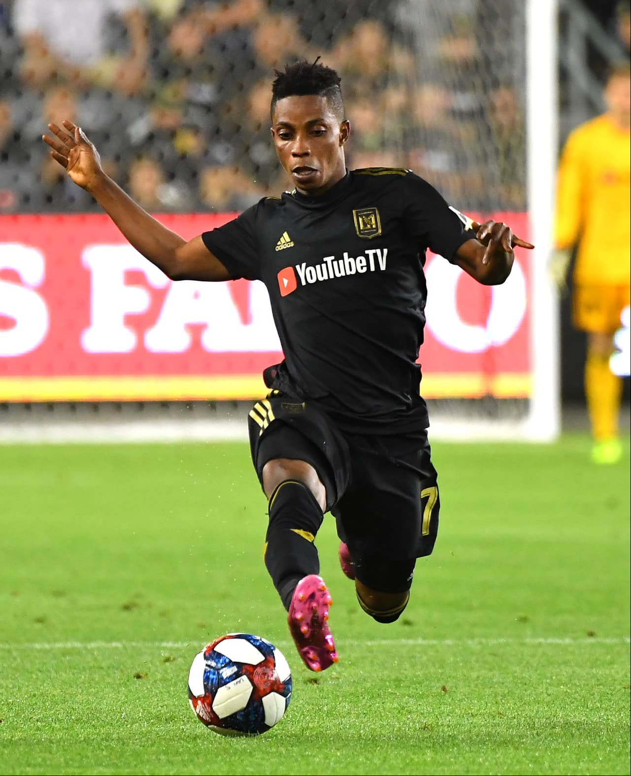 El infatigable Latif Blessing anotó dos goles en el 3-3 entre LAFC y LA Galaxy, en la quinta edición de 'el Tráfico'.