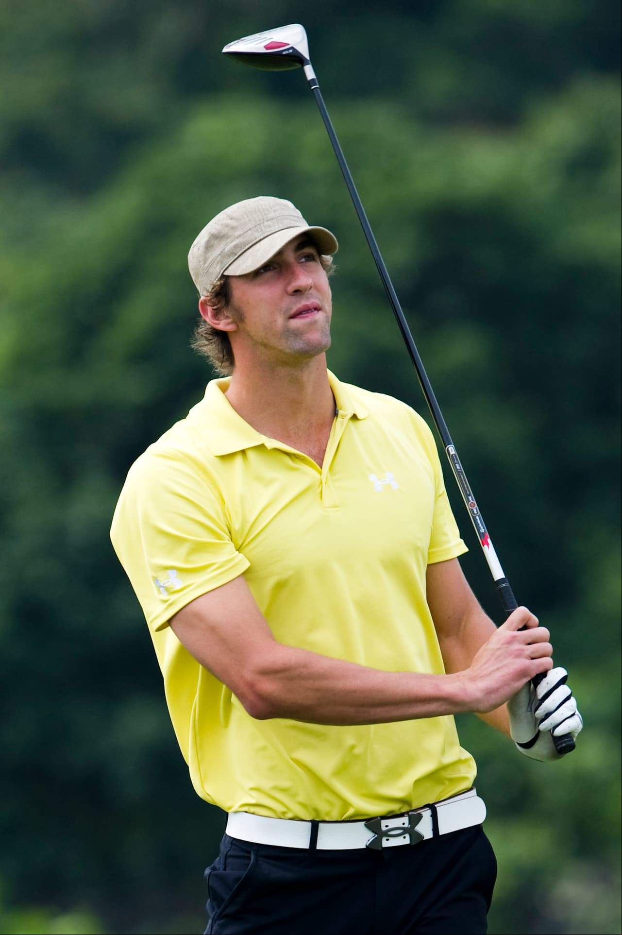 En octubre de 2010 vuelve a China para jugar un torneo amateur de su segundo deporte favorito: el golf.