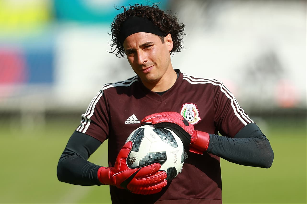 El recién llegado de Europa, Guillermo Ochoa, forma parte de la empresa de la famosa franquicia de tortas calientes llamada ‘Tortas Don Polo’. Pues su tío es fundador de ésta y cuentan con varias franquicias.