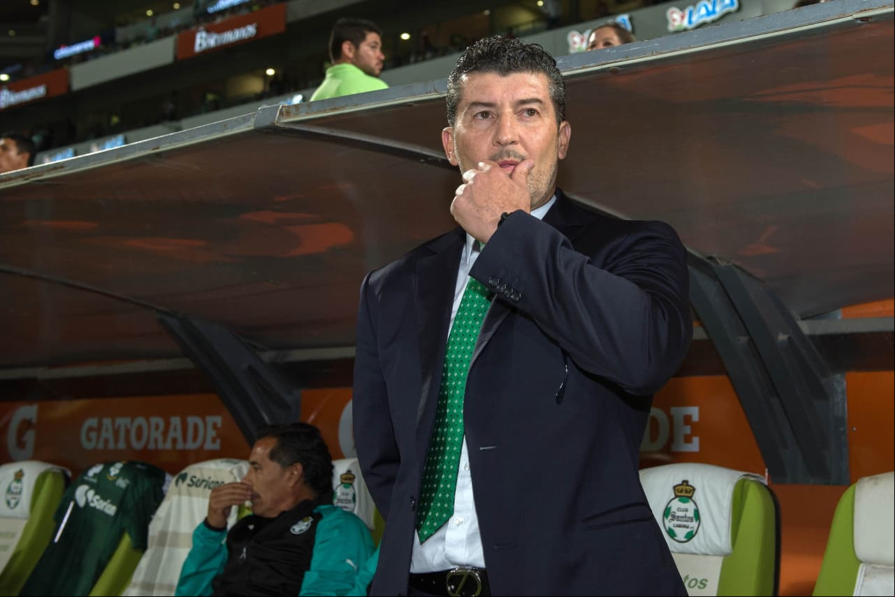 José Manuel "Chepo" de la Torre busca con toda su experiencia darle una gran alegría a los aficionados santistas.