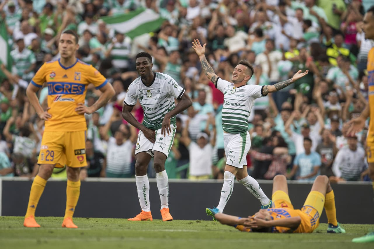 Santos se impuso 2-0 conta Tigres y clasificó a la semifinal, donde espera imponer su buen momento y soñar con el título del Clausura 2018.
