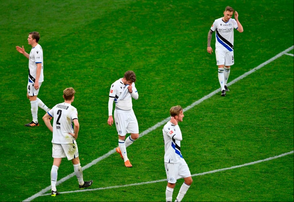 Dahoud (48’), Sancho (58’) y Reinier Jesus (81’) marcaron para la victoria del Dortmund sobre Arminia y así llegar a 39 unidades ocupando puestos de competiciones de la UEFA.