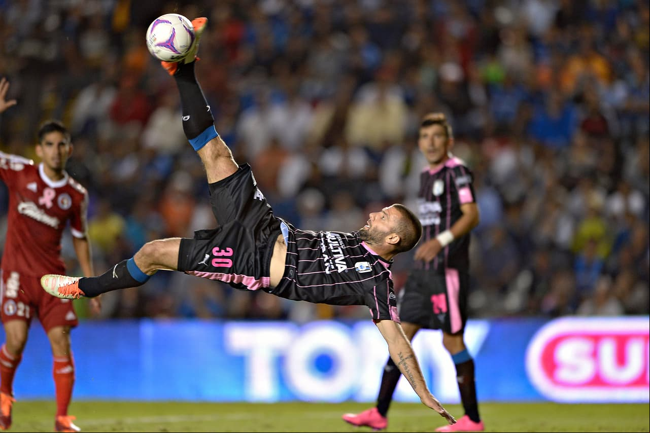 Más del 60 por ciento de las anotaciones de Querétaro son suyas. Está convertido en el hombre importante al ataque del equipo y sus actuaciones llenas de confianza y anotaciones se están haciendo costumbre en el torneo.