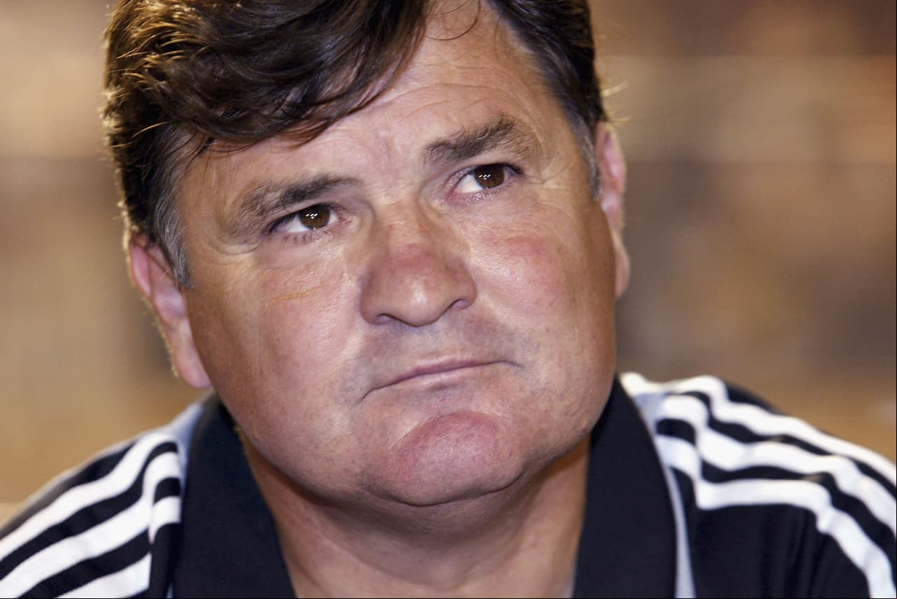 Aún así, como técnico de Real Madrid apenas estuvo en tres jornadas en 2004.