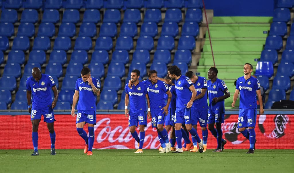 Getafe despachó al Betis en la J4 de La Liga | Los de Pellegrini ‘bailaron’ al ritmo que marcaron los locales y cayeron 3-0; Guardado y Lainez no tuvieron actividad.