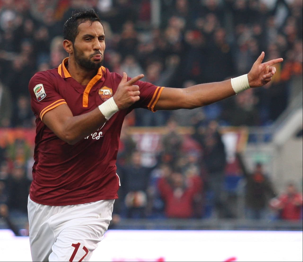 Jugando para la Roma, el defensor marroquí Mehdi Benatia despertó el interés del Barcelona, del Real Madrid y del Chelsea. El Bayern de Guardiola lo fichó por más de 25 millones, pero ahora está prestado en la Juventus, donde tiene difícil jugar con Bonucci, Barzagli y Chiellini delante de él.