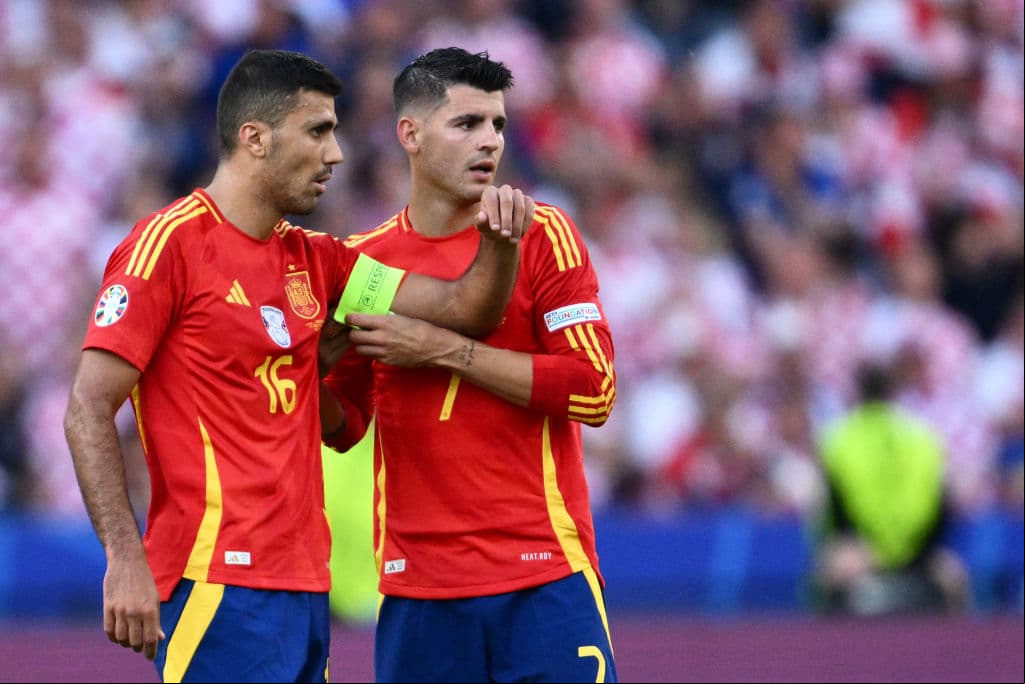 UEFA abre procedimiento disciplinario a Álvaro Morata y Rodrigo Hernández