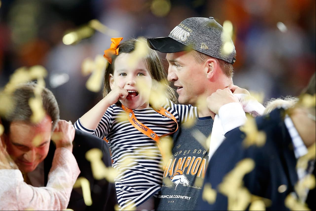 Así celebraron los Denver Broncos su triunfo en el Super Bowl 50 ante los Carolina Panthers 24-10.