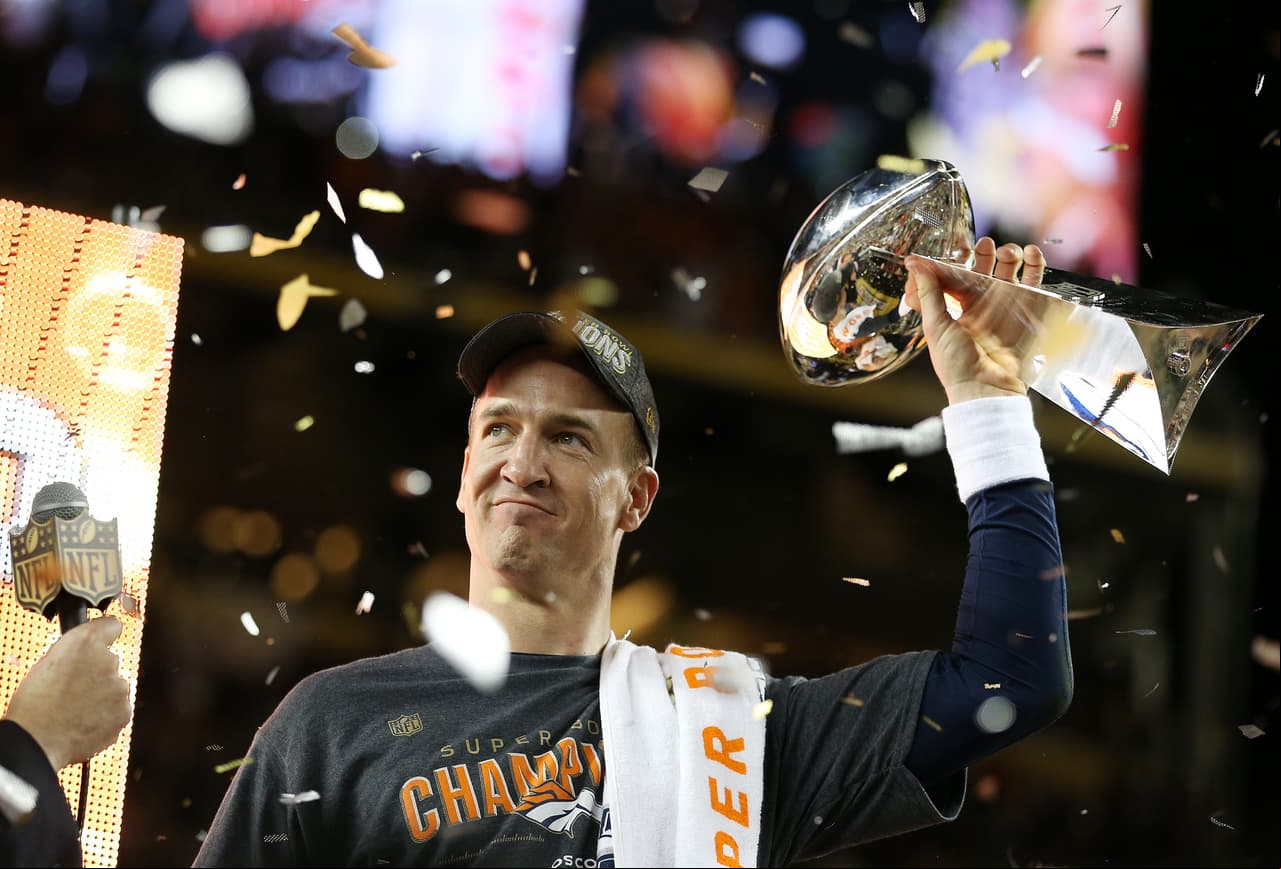 Así celebraron los Denver Broncos su triunfo en el Super Bowl 50 ante los Carolina Panthers 24-10.